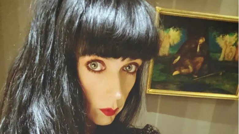 Woman Who’s Marrying a 300 Year Old Ghost Upset by Rejection - ItsHistoria
