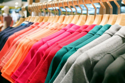 Pocket T-Shirts Or Pocket Less, Which Is Better? | Men's T-Shirt Guide