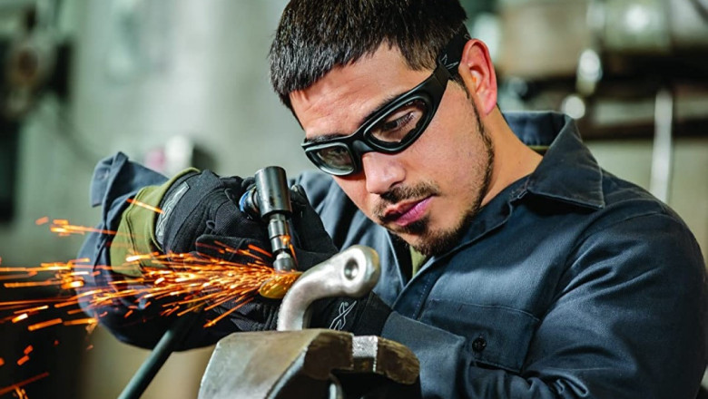 What is The use Of Safety Goggles For Laser Cutting Machine |Industrial Requirement | Best Laser Goggles Supplier