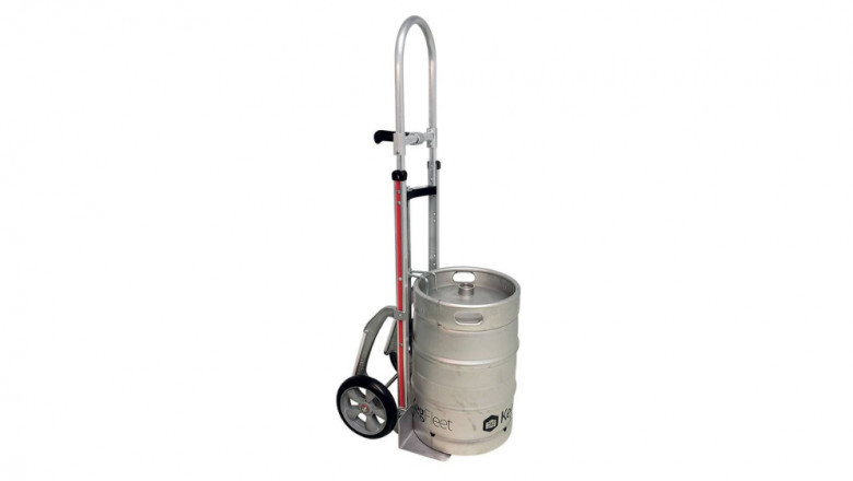 4 Must-Have Material Handling Solutions for Your Summer Rental Business