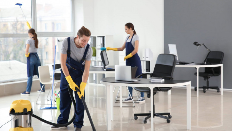 Commercial Cleaning - Ways to Hire the correct Commercial Cleaning Service