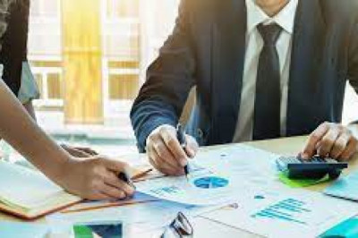 MANAGING YOUR EXPENSES AND REDUCING COSTS | Master Your Money Now