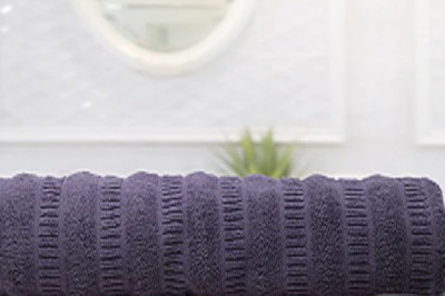 Angie Homes is the perfect platform to find all kinds of designer Towels Set Collection, like Bath Towel Sets, Hand Towel Sets and much more.