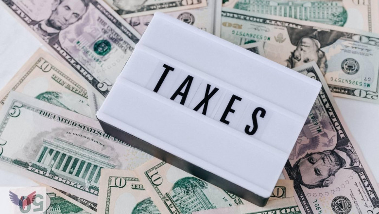 What tax breaks are there in Hong Kong?