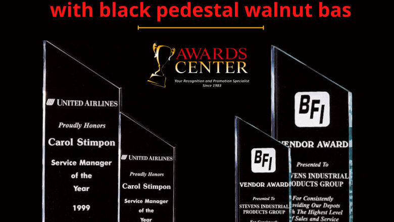 Zenith Summit Acrylic Award with Black Pedestal Walnut Bas