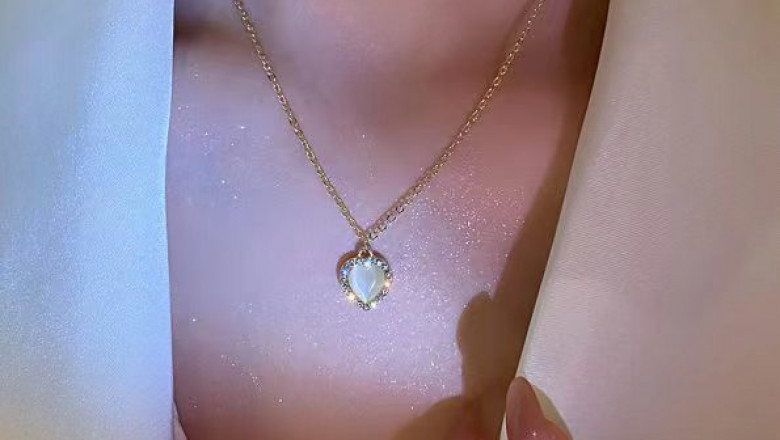 Tips of Buying Wholesale Jewelry in 2022
