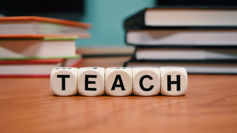 Engineering course in distance education