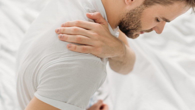 How to Resolve Your Shoulder Injuries with an Expert Hand