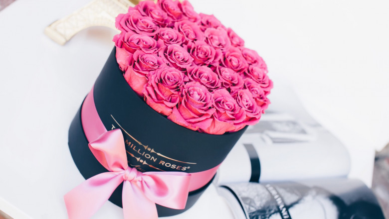 How Preserved Roses Elevate Bedroom Décor