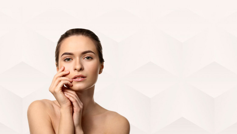 Honey's Top 6 Benefits for Treating Your Skin