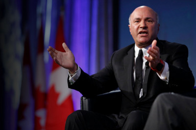 Consult speaker booking agency for hiring the best speaker