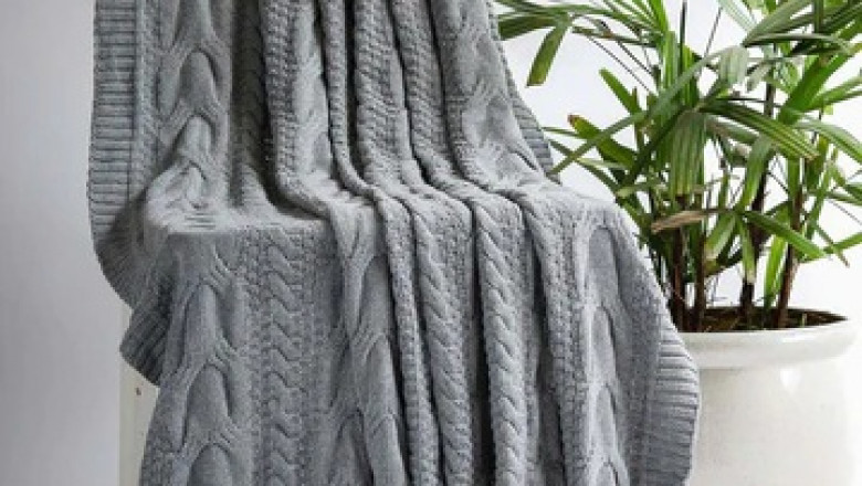 Decorating Essentials : Throws