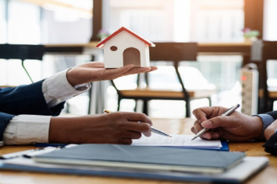 How Can Business Property Lawyers Help Business Owners in Alberta?