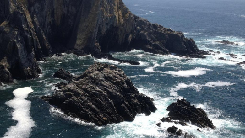 lone worker tracker l staff tracking employee gps tracking