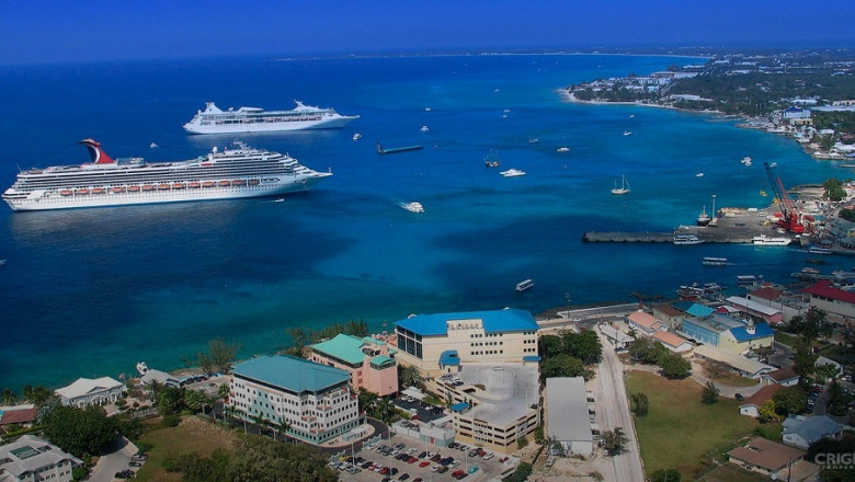 4 Reasons You Should Buy Grand Cayman Real Estate
