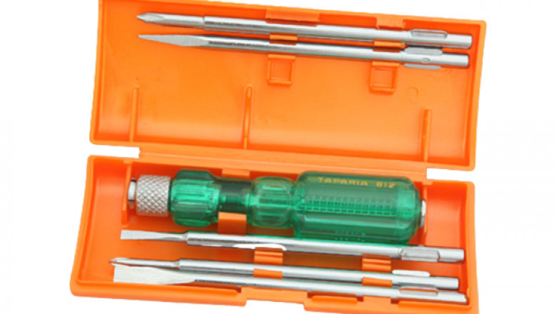 Buy Taparia Screw Driver Set with Neon Bulb 831 online at the lowest price in India.- Bookmyparts.com