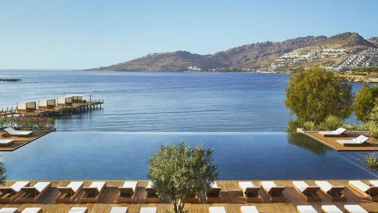 Bodrum beach club entrance fees 2022
