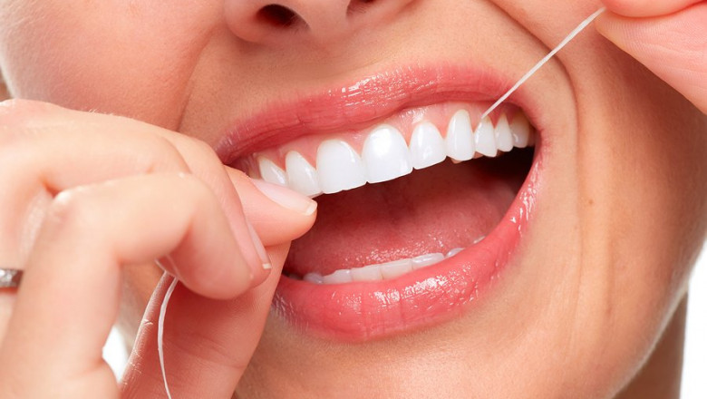 Dental Floss Reduces Periodontal Disease Risks And Improves Oral Health