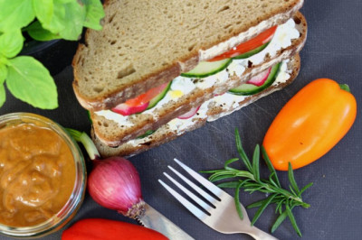 7 Must-Follow Food Blogs To Keep Your Hunger In Check This Year