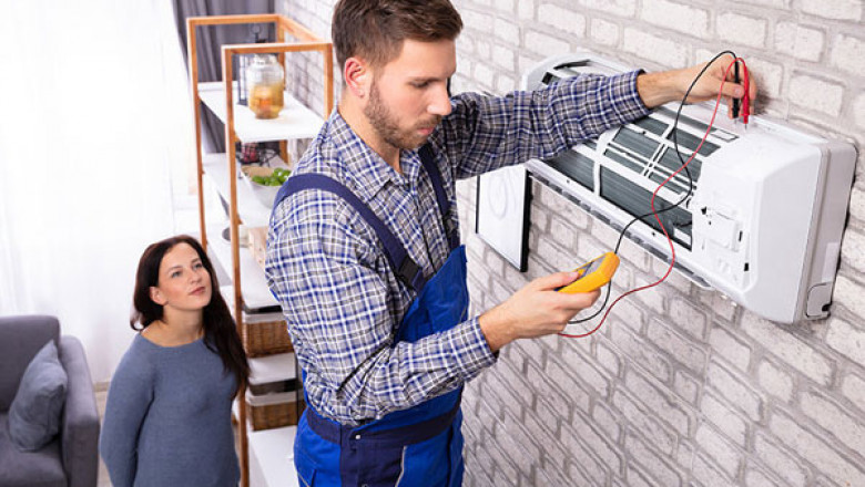 What to Take into Account When Hiring a Professional Electrician?