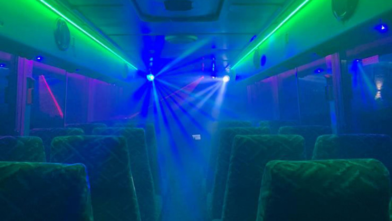 Plentiful reasons to opt for a party bus rental for your next event