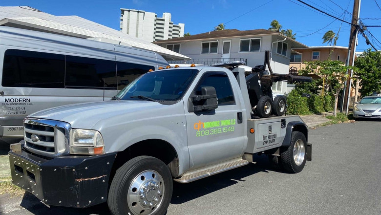 Staying Safe While Waiting for a Tow Truck in Honolulu