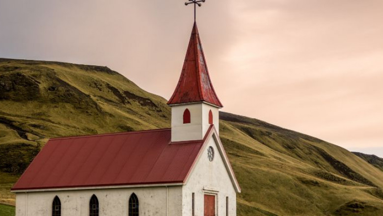 Buy an Email List of Church from Averickmedia
