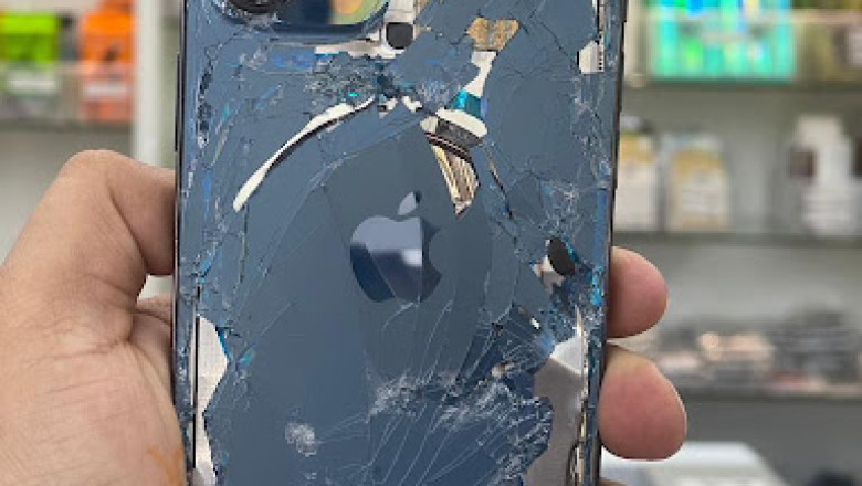 Hire one of the Most Trusted Repair Guys For Your Broken iPhone