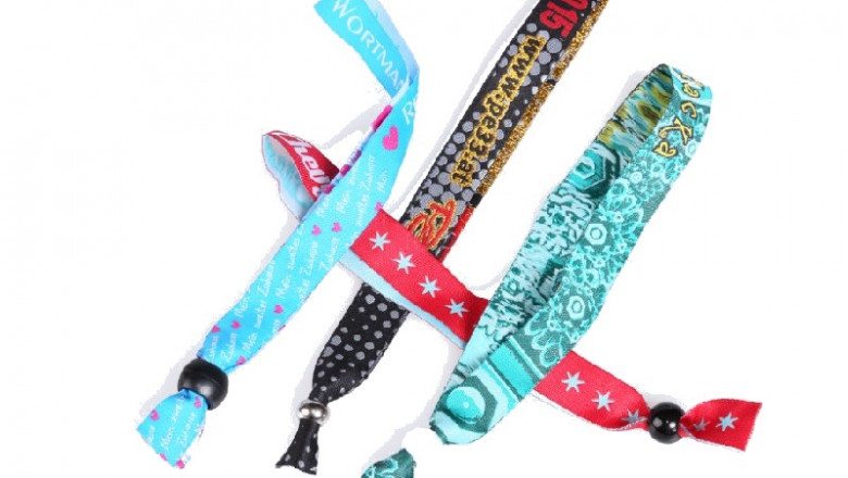 Top 7 Reasons to Choose Plastic Wristbands