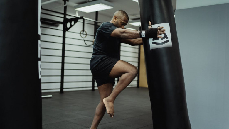 Kickboxing- What is it and its benefits?