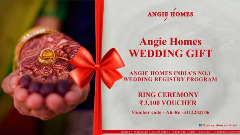 Find the best Gift for an Engagement Ceremony at affordable price.