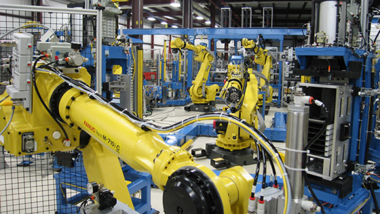 Hydraulic Cylinder for Material Handling | Vivek Engineering