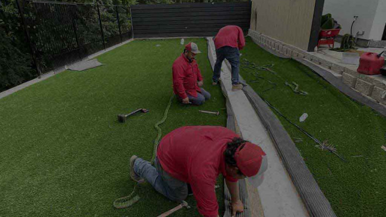 Get a Beautiful and Realistic-Looking Lawn with Artificial Turf Installation