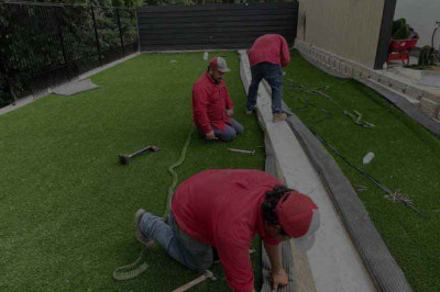 Get a Beautiful and Realistic-Looking Lawn with Artificial Turf Installation