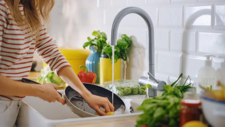 How to Get Rid of Melted Sugar or Caramelized!