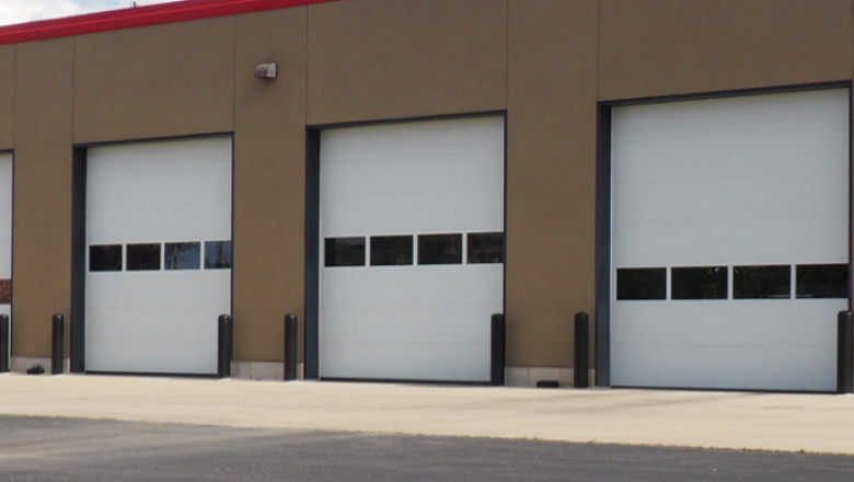 What are insulated garage doors? All you need to know