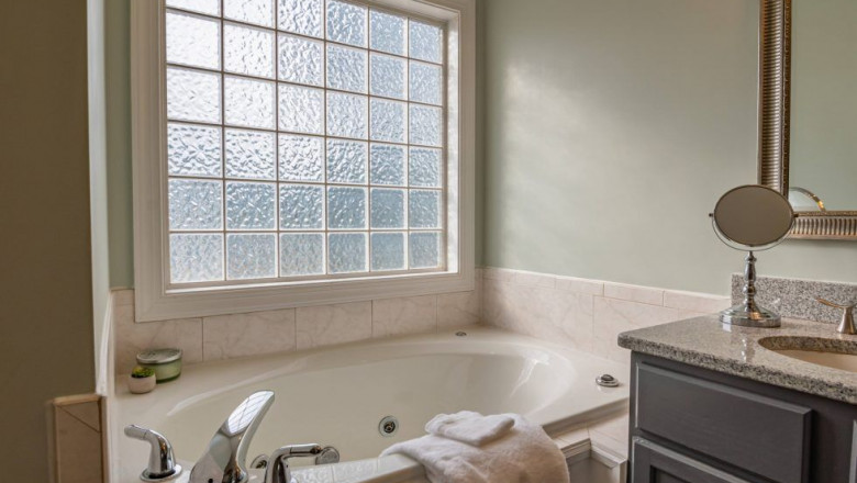 Ottawa Bathroom Renovation Without a Tap Refresh?