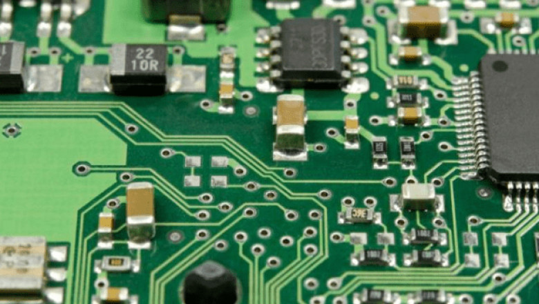 PCB Assembly with Surface Mount Technology (SMT) | Aimtron Electronics