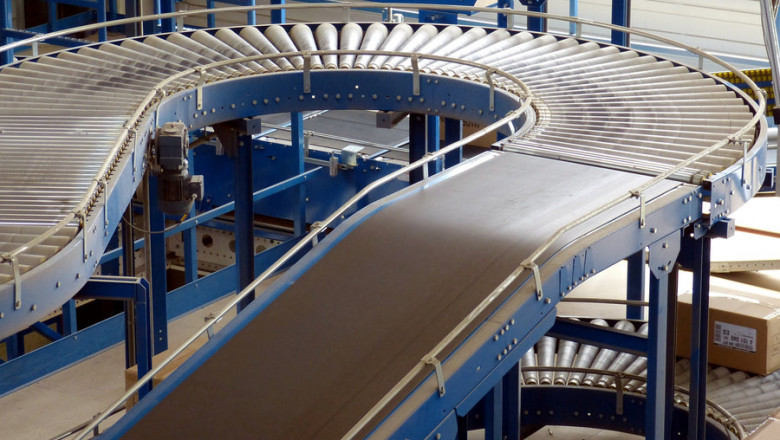 8 Basic Types of Conveyor Belts | Best For Industrial Area