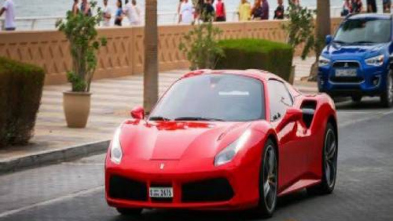 Cheap car rental dubai