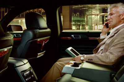 Best Black Car Service Near Me in Miami, FL