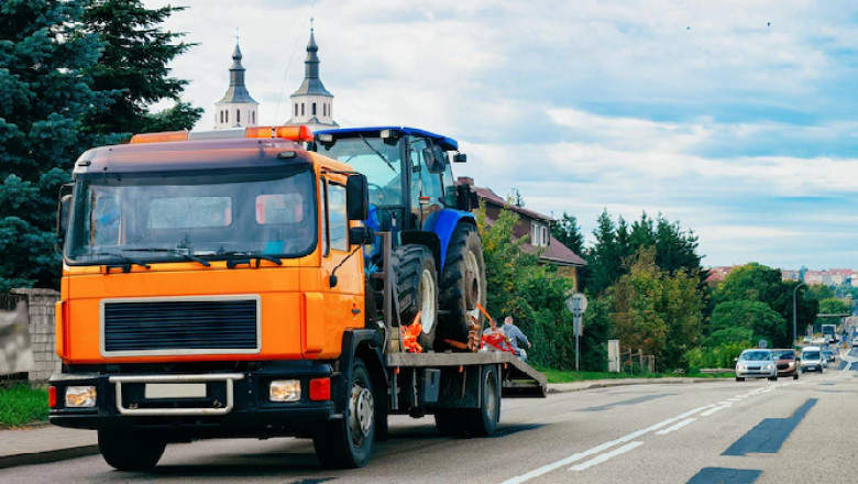 Things Most People Don't Know About Equipment Hauling Services