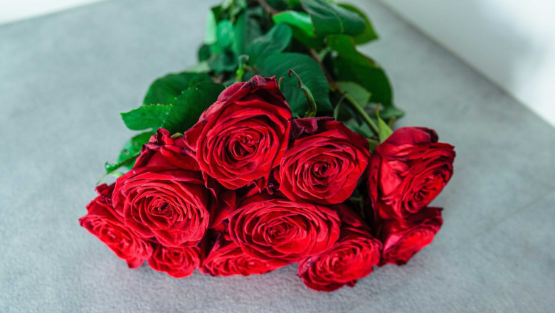 Yara Flowers offers the best florist services in Calgary