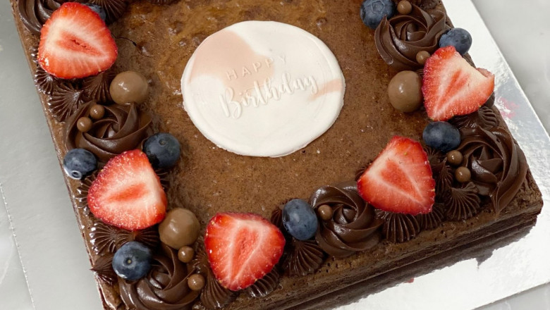 Brownie Cake Order Online - Joyful Treats