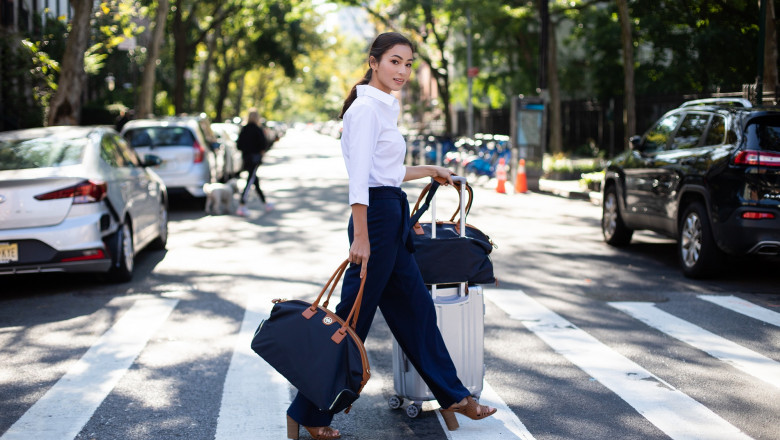 4 Practical Reasons to Pick Up a Designer Work Bag