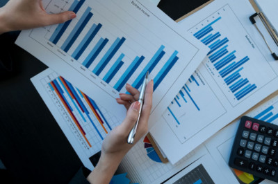 Valuation of E-commerce Companies