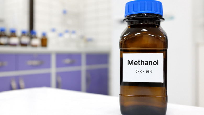 Methanol Is A Caustic Liquid That Harms The Skin, Eyes, Lungs, And Digestive Tract