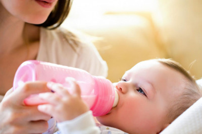 What's the Difference Between Organic and Non Organic Baby Formula?