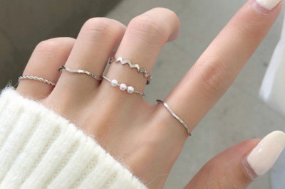 The most correct way to clean up the jewelry