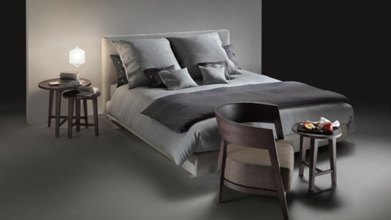 How to Use Furniture for Platform Beds to Decorate a Modern and Sleek Room